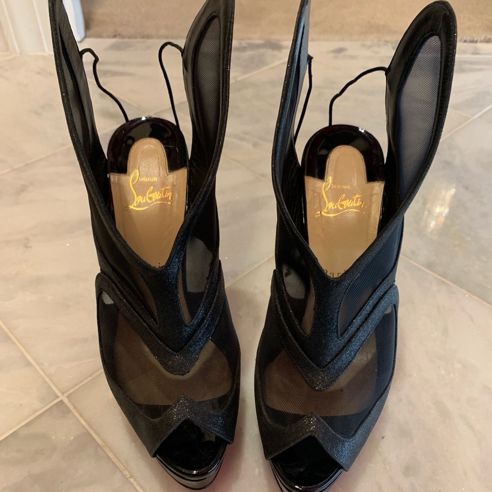 Christian Louboutin Farfamesh glitter bootie